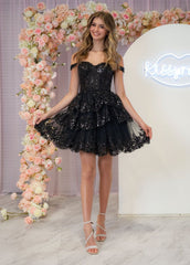 Black - A-Line Sweetheart Tiered Short Homecoming & Cocktail Dresses